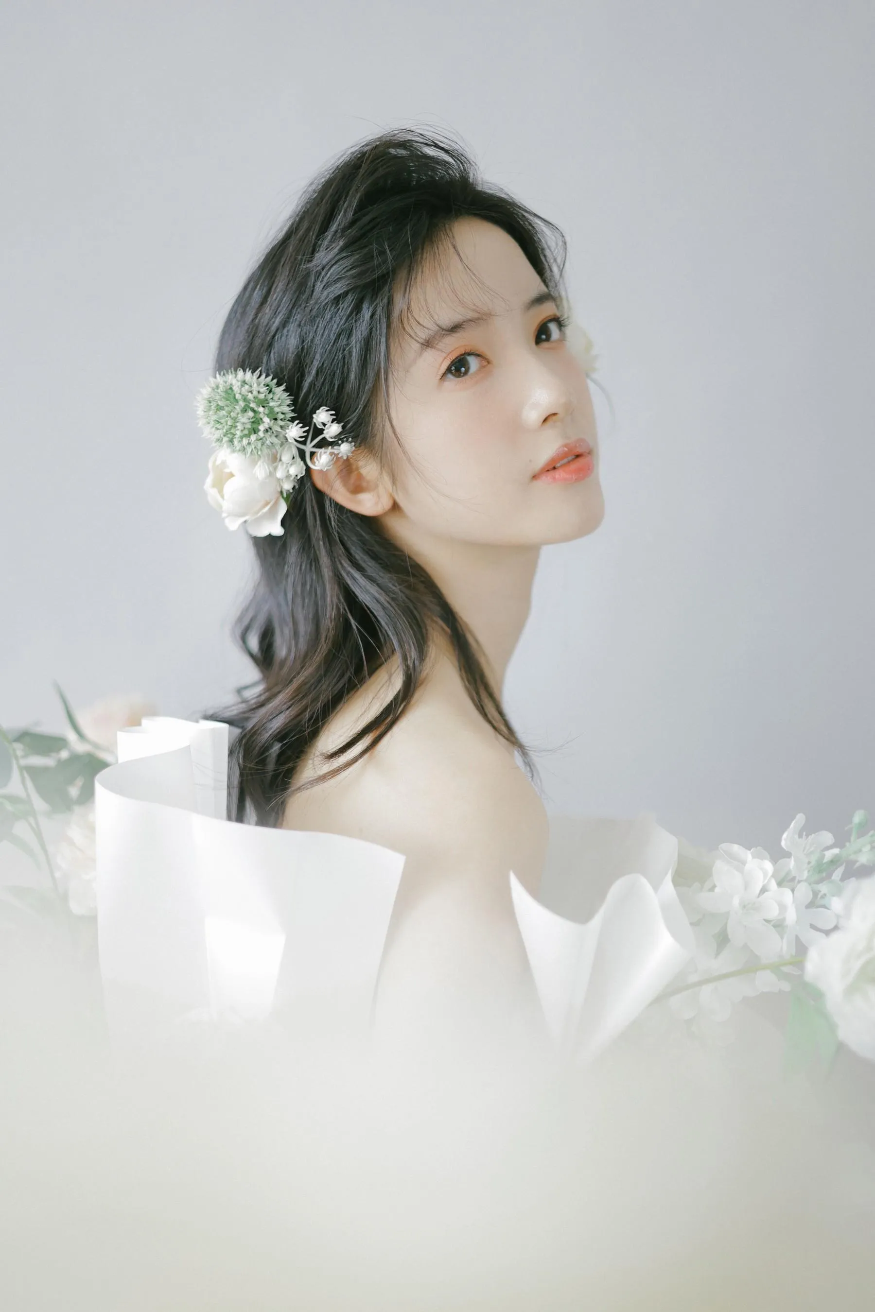 [YITUYU艺图语]2022.07.26 花束女孩 一只阿梦崽 [32P]插图1